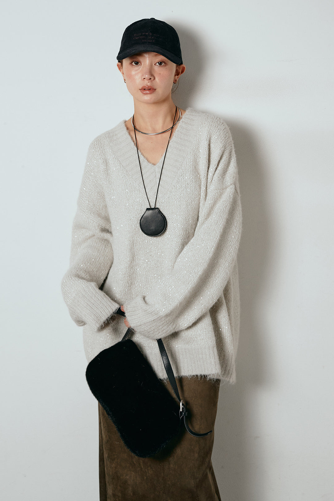 [SET]Vネックルーズラメニットトップス+スウェードライク裾フリンジスカート(2set)