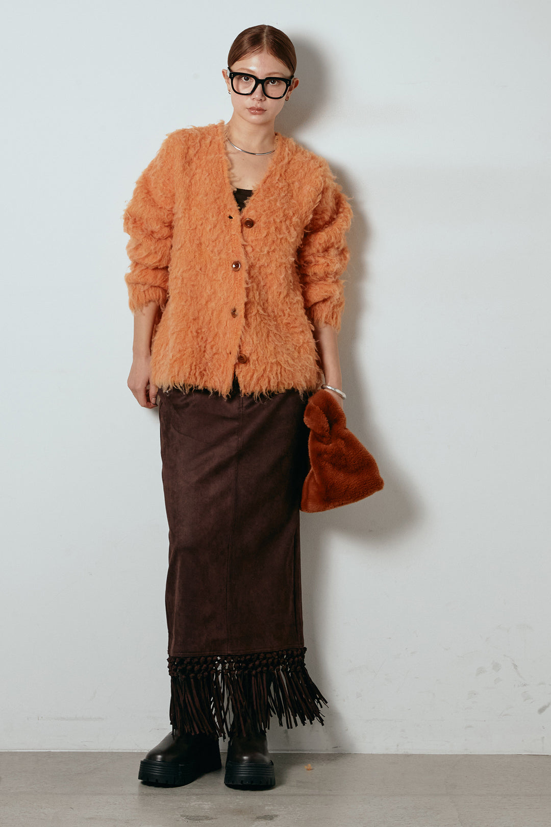 [SET]ルーズシャギーニットカーディガン+スウェードライク裾フリンジスカート(2set)