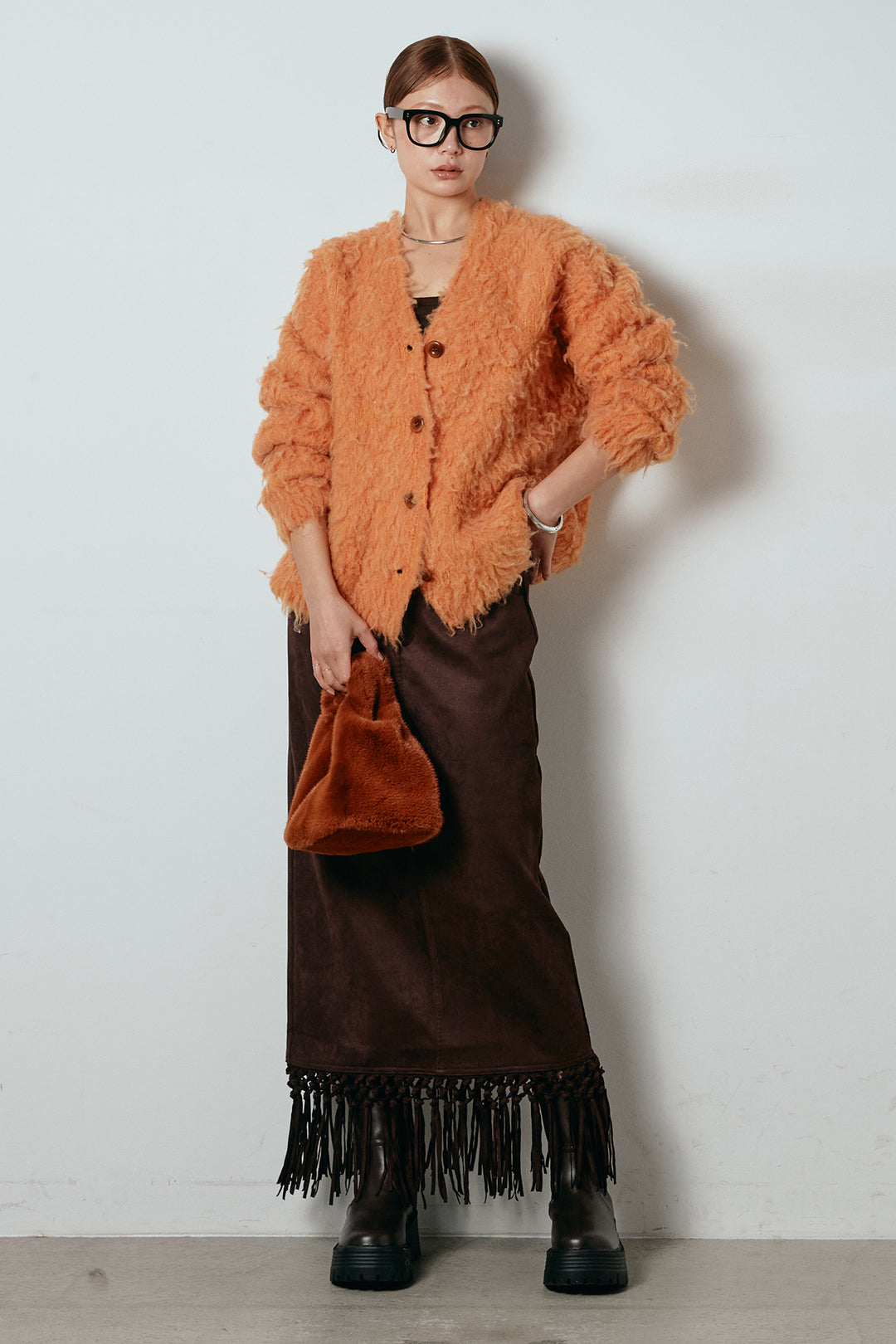 [SET]ルーズシャギーニットカーディガン+スウェードライク裾フリンジスカート(2set)