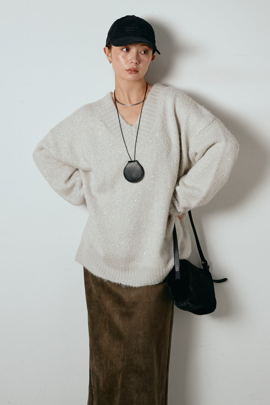 [SET]Vネックルーズラメニットトップス+スウェードライク裾フリンジスカート(2set)