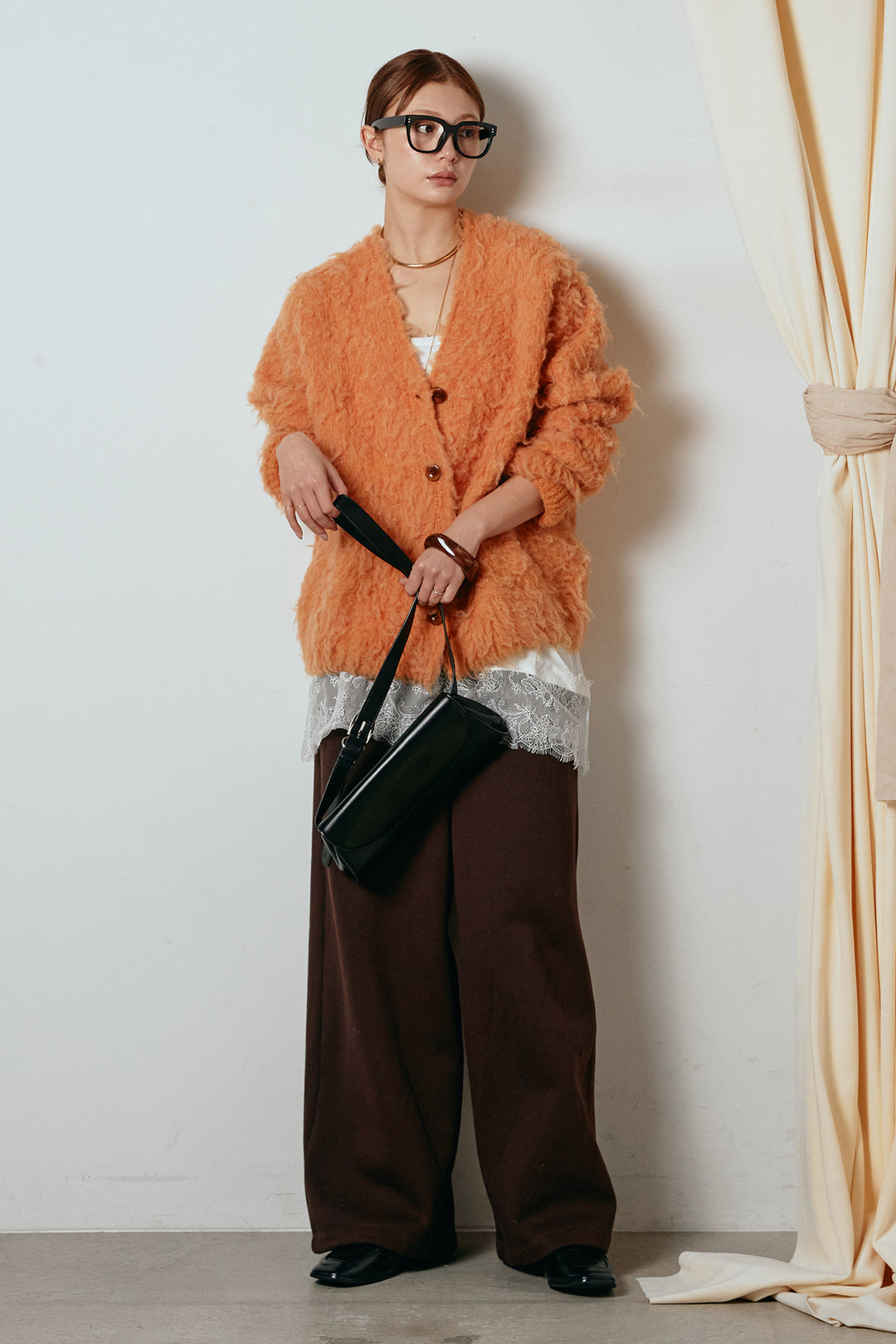 [SET]ルーズシャギーニットカーディガン+裏起毛スウェットワイドパンツ+レース切り替えキャミソール(3set)