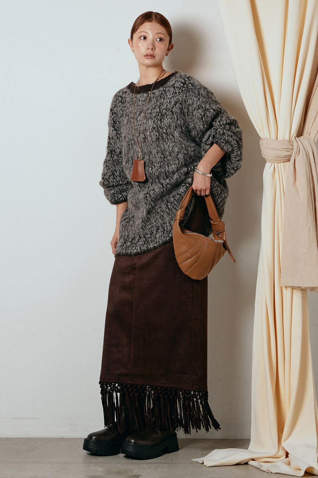 [SET]ボリュームスリーブミックスニットトップス+スウェードライク裾フリンジスカート(2set)