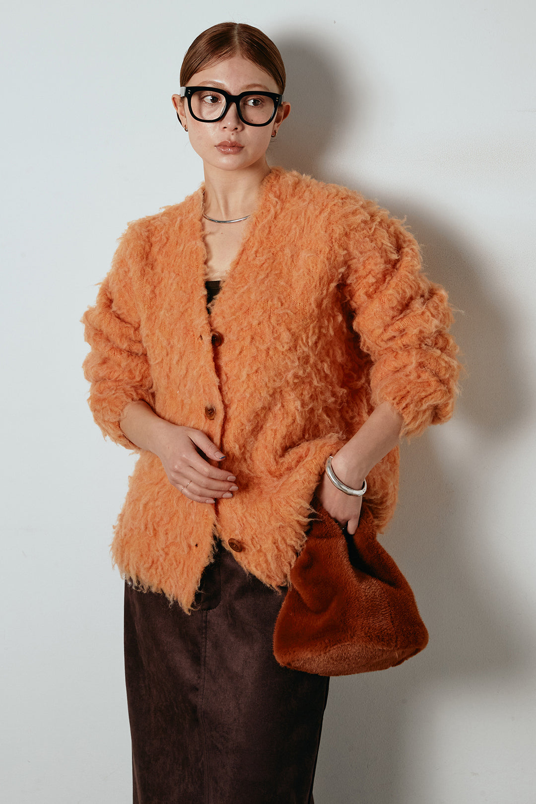 [SET]ルーズシャギーニットカーディガン+スウェードライク裾フリンジスカート(2set)