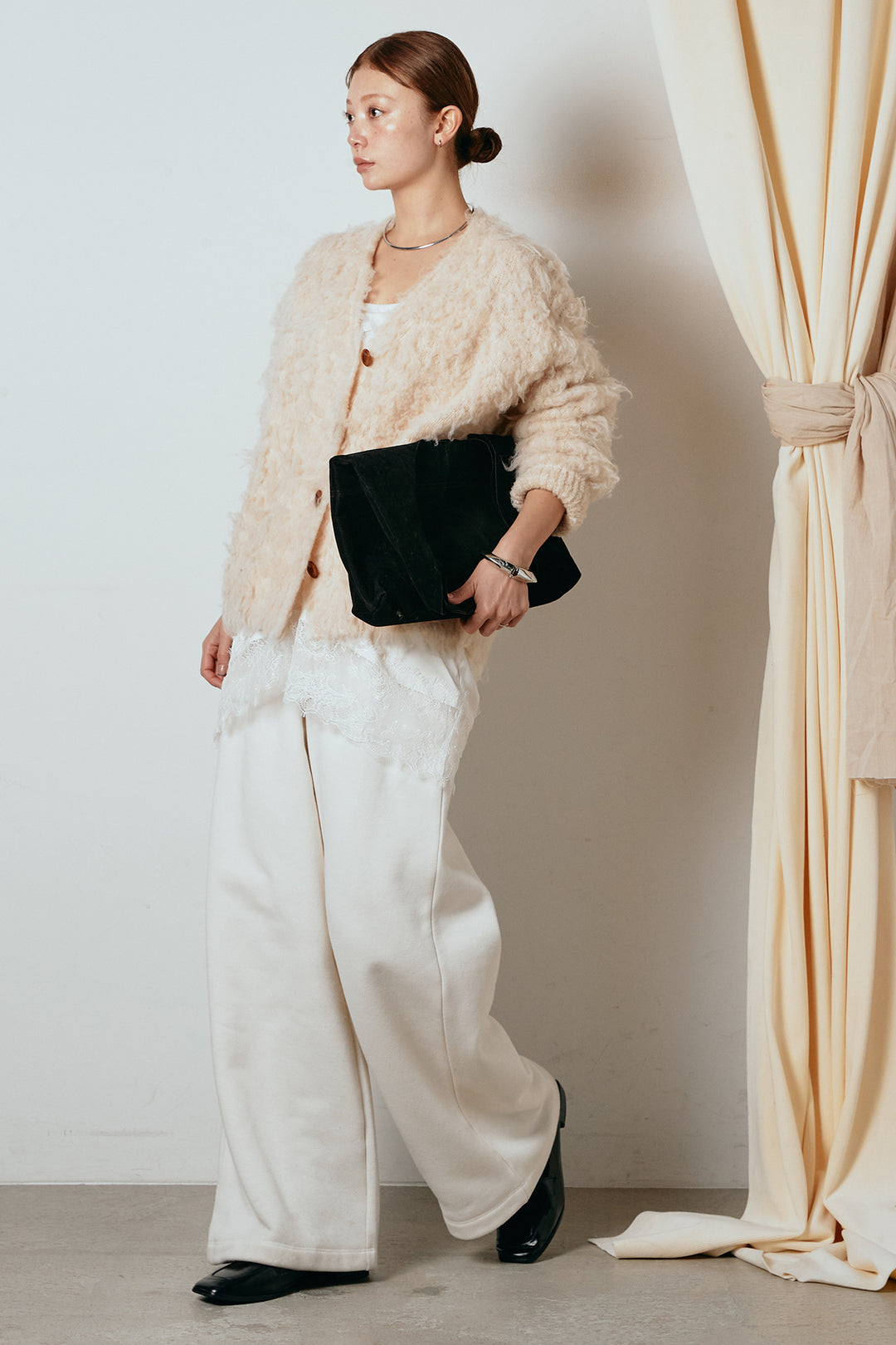 [SET]ルーズシャギーニットカーディガン+裏起毛スウェットワイドパンツ+レース切り替えキャミソール(3set)