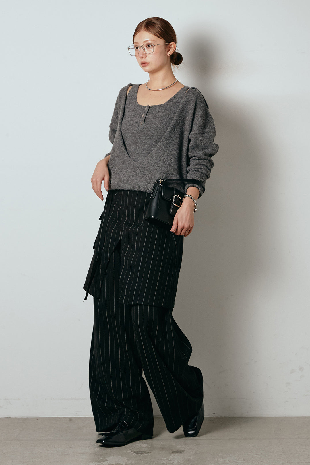 [SET]襟付きレイヤードニットトップス+細ストライプレイヤードデザインパンツ(2set)