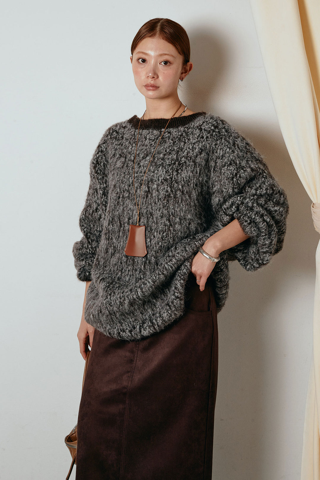 [SET]ボリュームスリーブミックスニットトップス+スウェードライク裾フリンジスカート(2set)