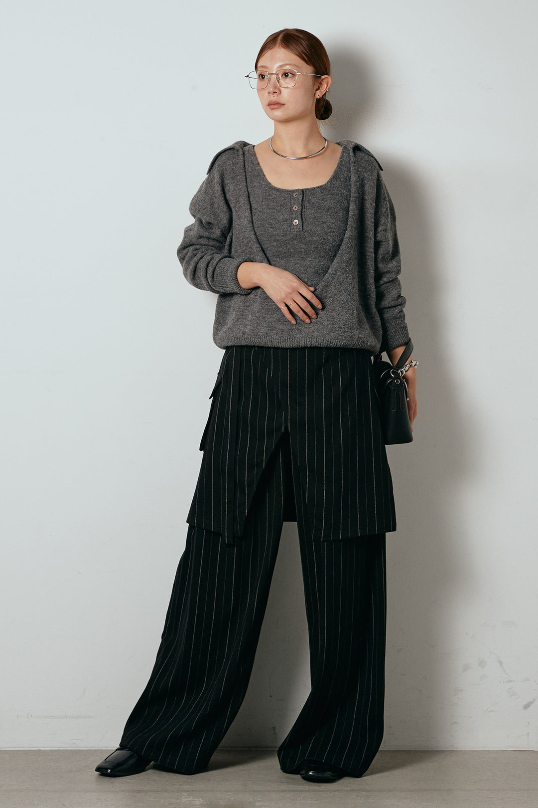 [SET]襟付きレイヤードニットトップス+細ストライプレイヤードデザインパンツ(2set)