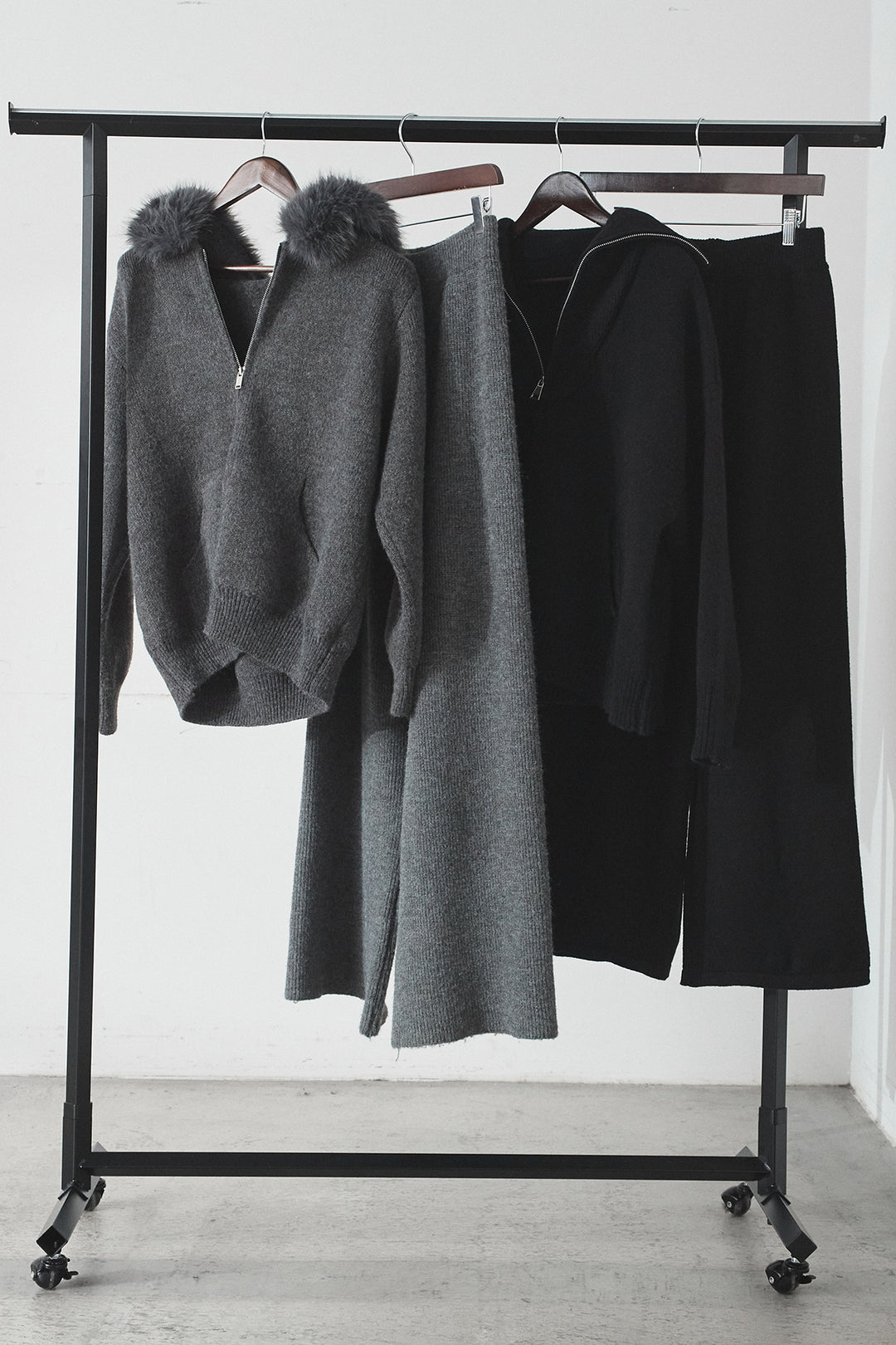 【着回しセット】[SET]ファー付きフーディーニットSETUP+ビッグカラーダブルジップニットSETUP(2set)