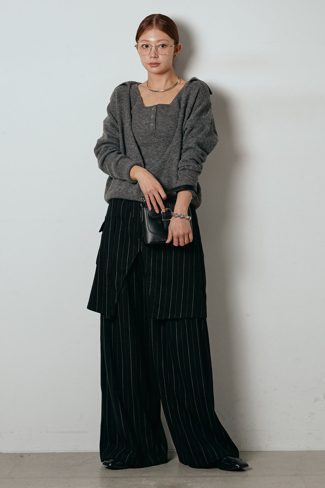 [SET]襟付きレイヤードニットトップス+細ストライプレイヤードデザインパンツ(2set)