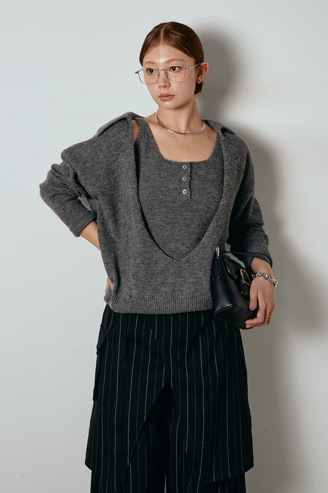 [SET]襟付きレイヤードニットトップス+細ストライプレイヤードデザインパンツ(2set)