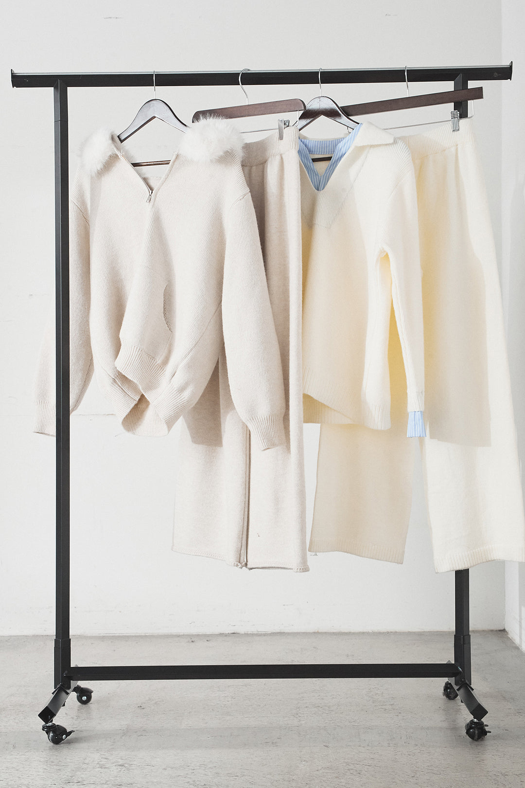 【着回しセット】[SET]ファー付きフーディーニットSETUP+ストライプドッキングニットポロSETUP(2set)