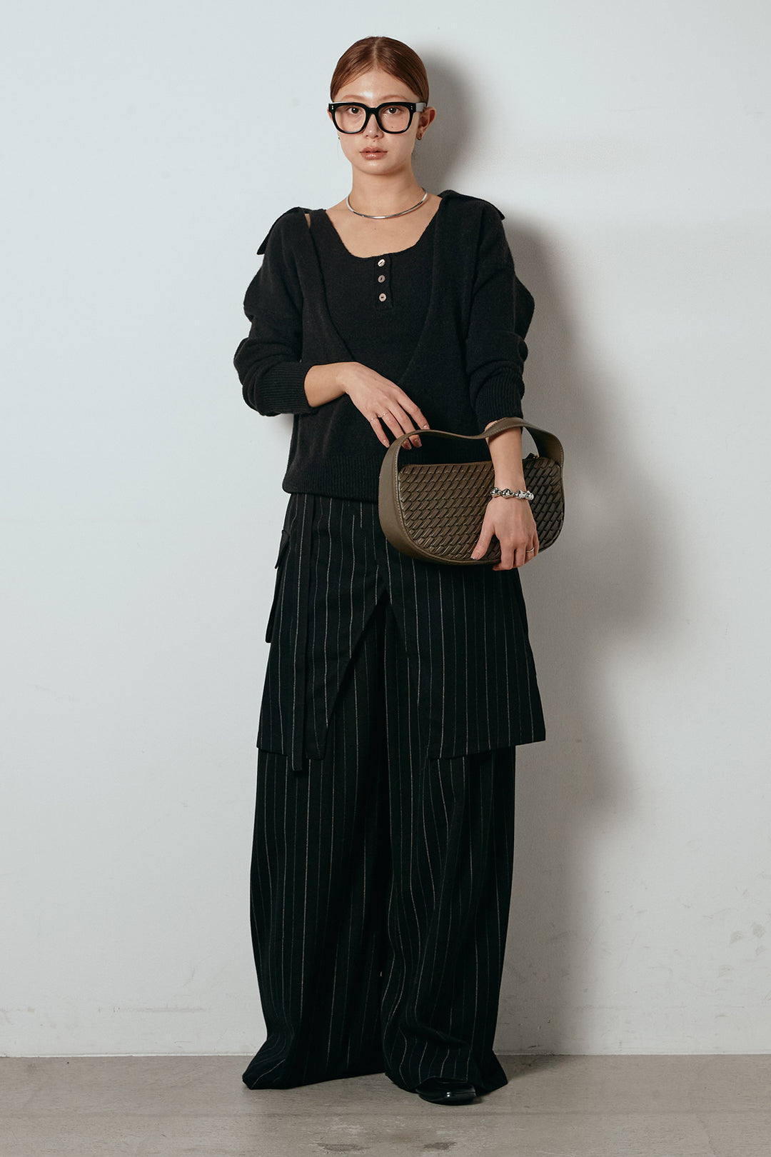 [SET]襟付きレイヤードニットトップス+細ストライプレイヤードデザインパンツ(2set)