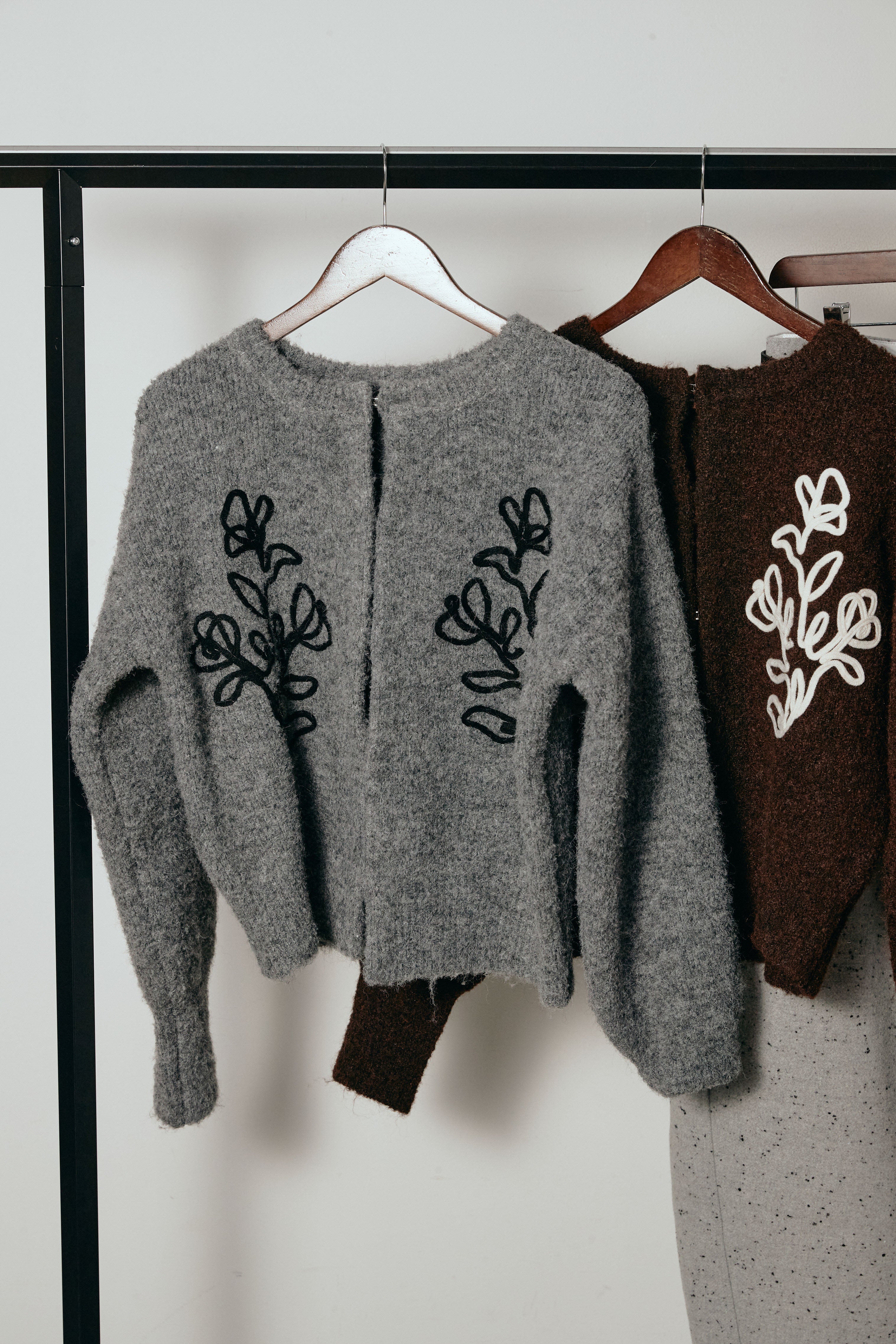 着回しセット】[SET]テープ刺繍ニットカーディガン+テープ刺繍