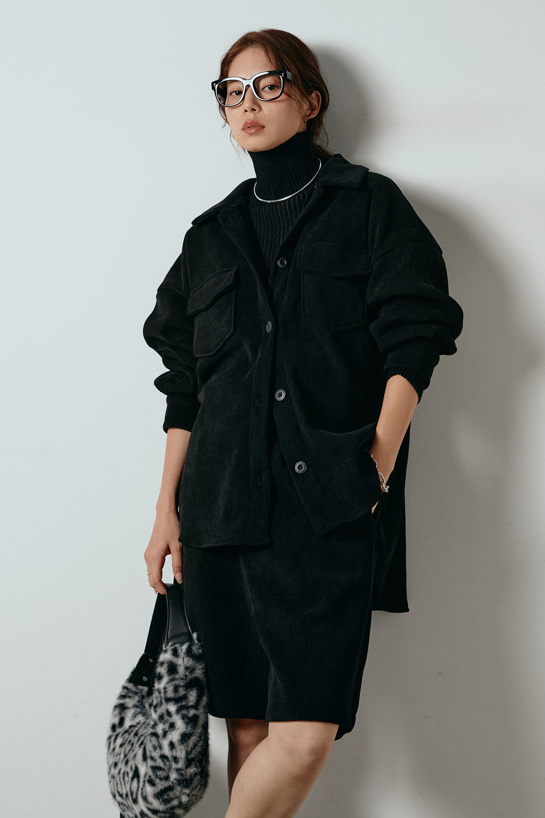 [SET]襟付きコーデュロイポケットシャツ+リブニットシームレスタートルプルオーバー+リラックスコーデュロイハーフパンツ(3set)