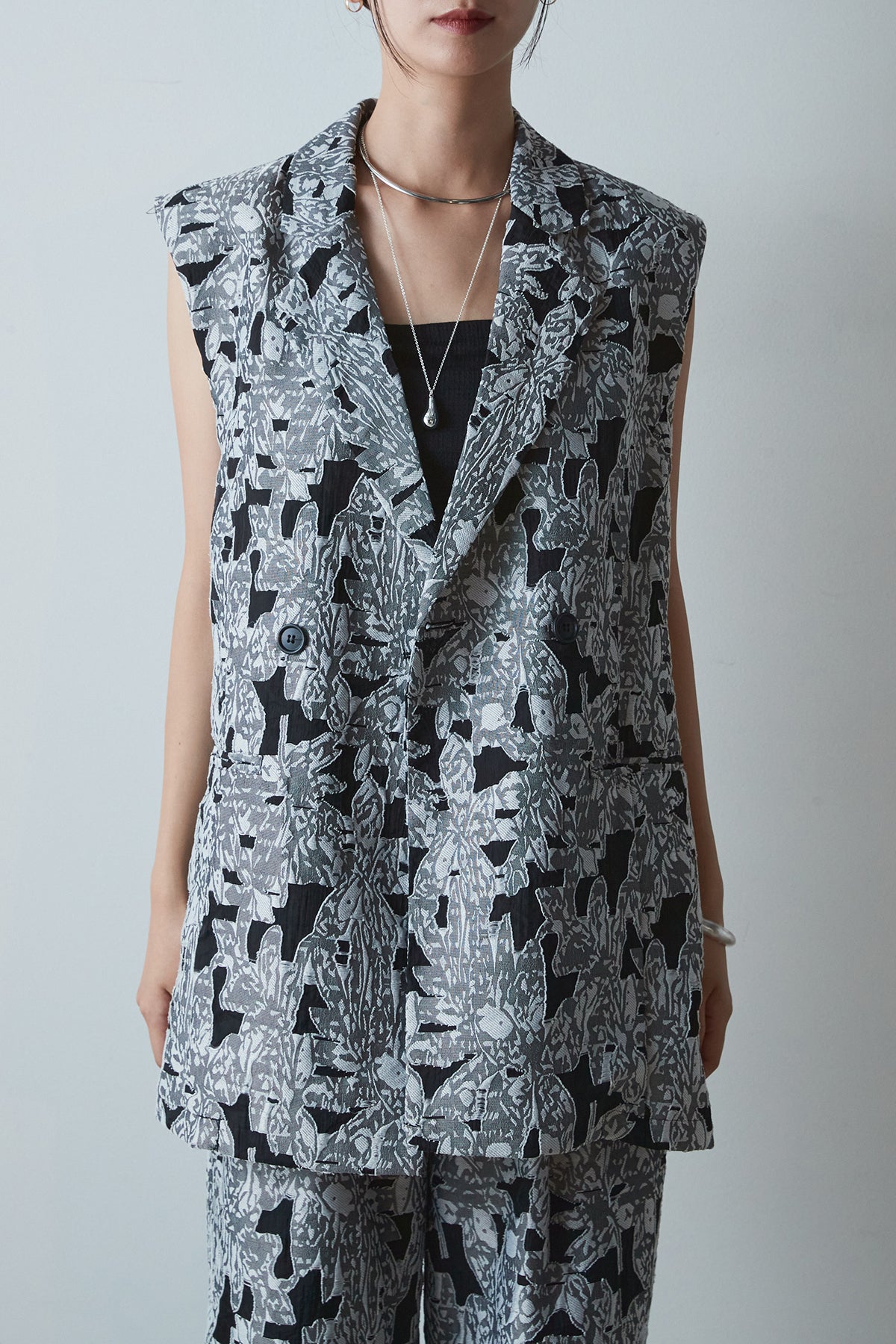VEST – ESICA