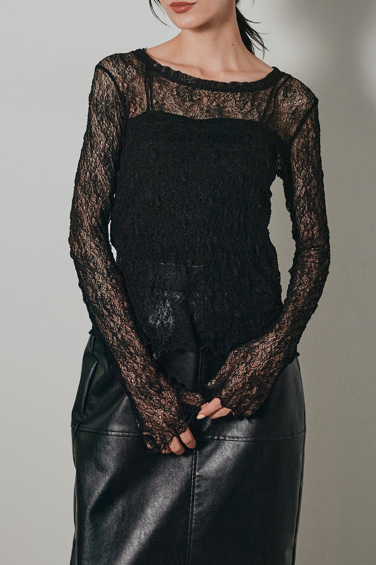 シアーレース長袖トップス – ESICA