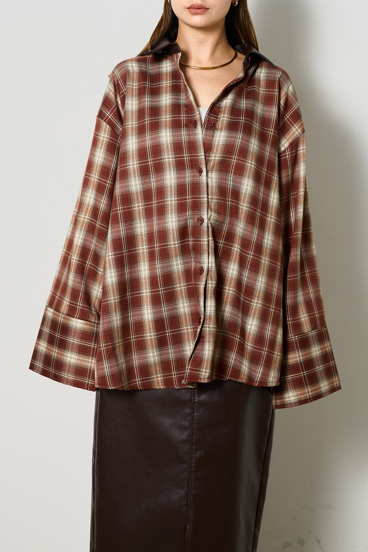 ロゴシアートップス　ライトグレー　ブラック　esica エシカ　frene TOPS – ESICA