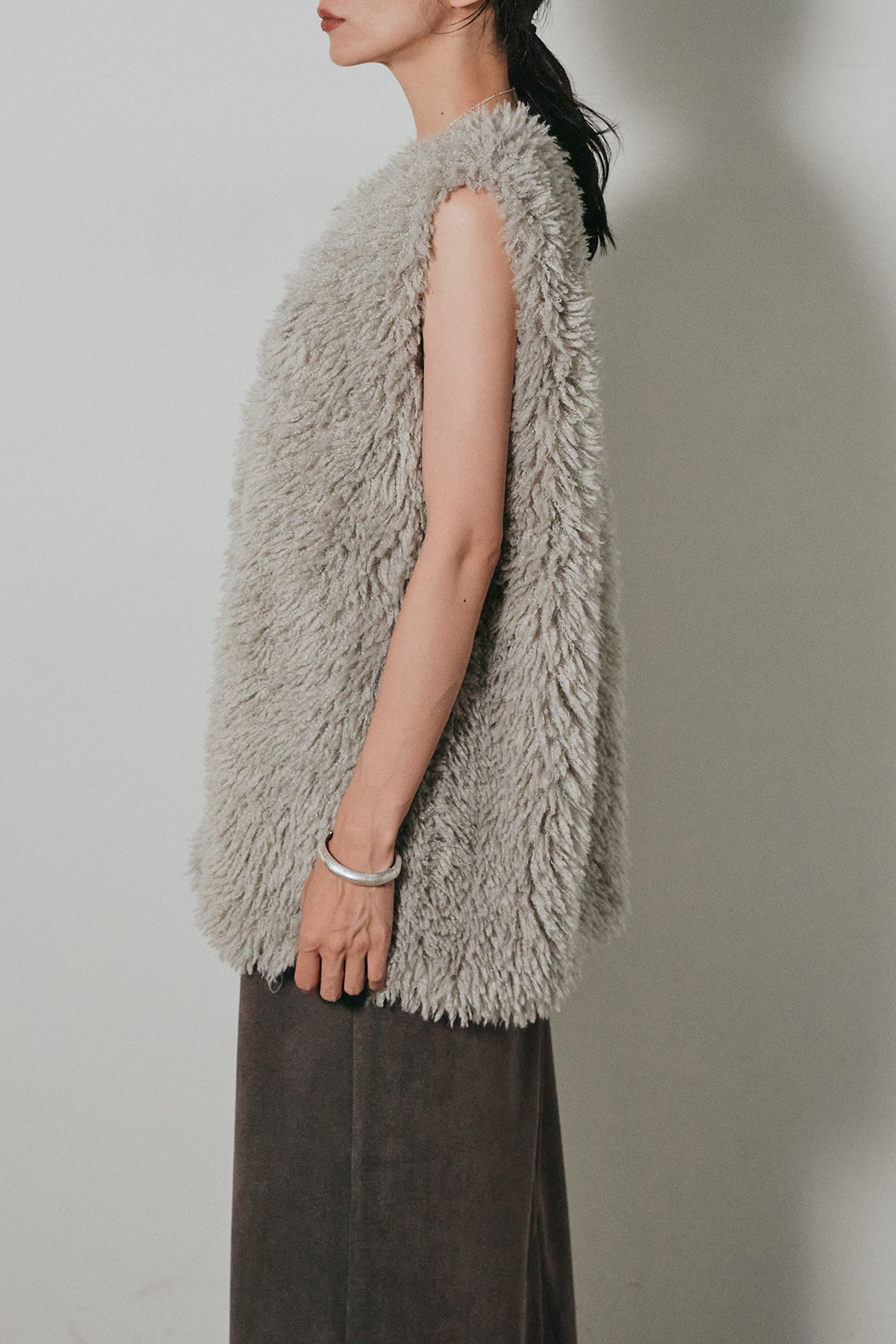 ミランカ プードルボアベスト 未使用 もこもこ感が愛らしい♪暖か前後2wayプードルボアベスト ce1265015