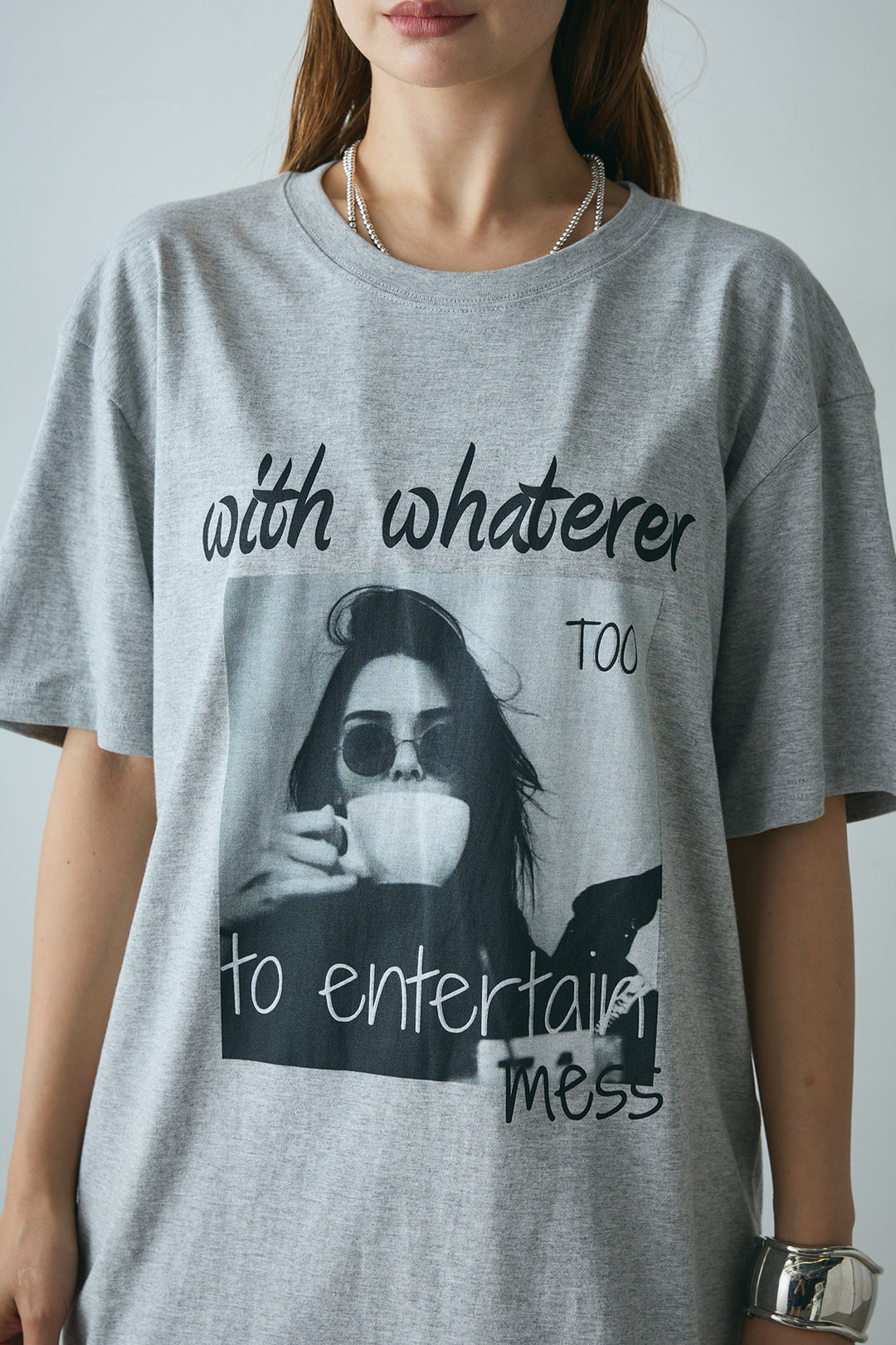 モノトーンフォトプリントTシャツ