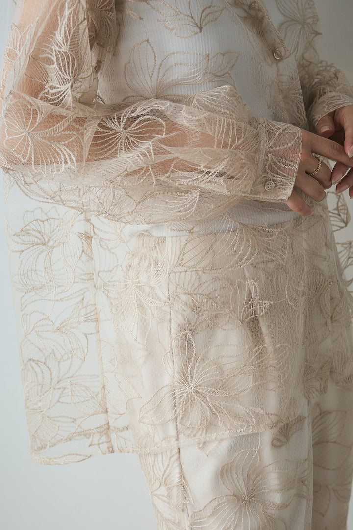 チュール花柄刺繍オーバーサイズシャツ