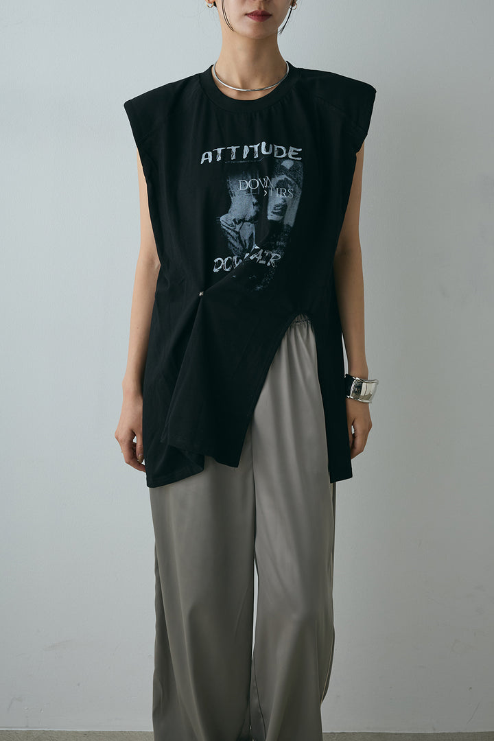 サイドデザインプリントTシャツ