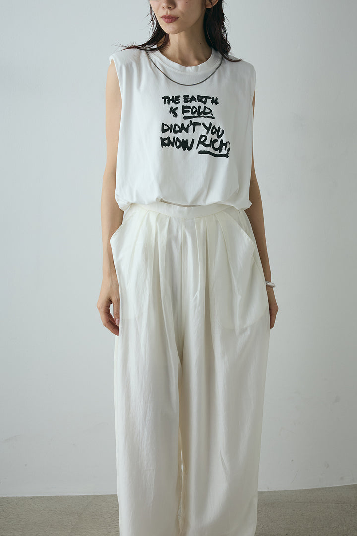 シルバーネックレス付きロゴTシャツ