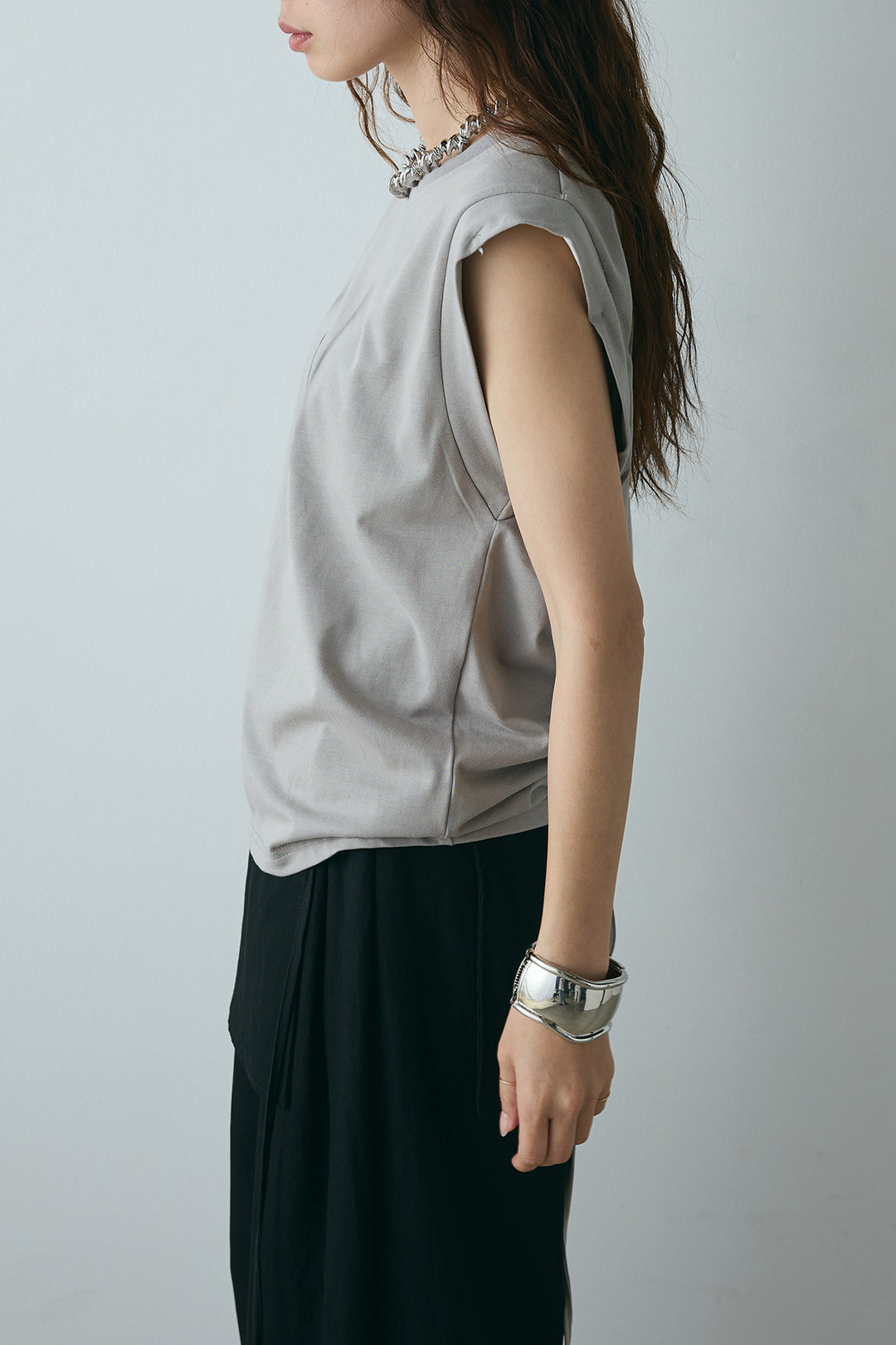 ぼかしプリントノースリーブTシャツ