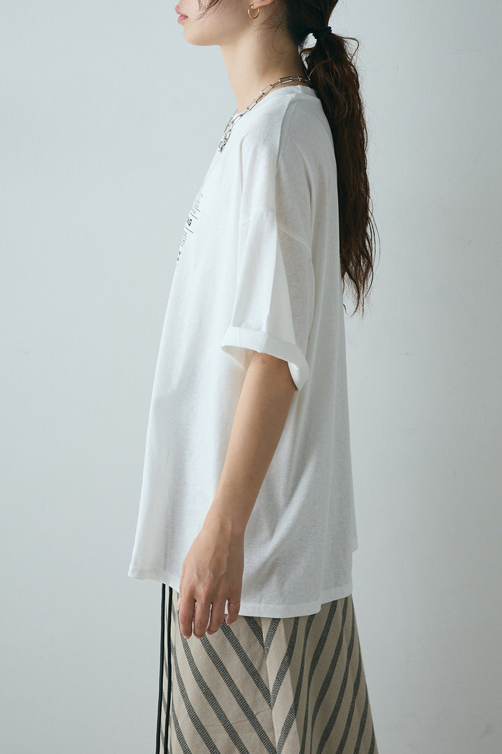 [SET]ニュースペーパーグラフィックTシャツ+ベルト付き斜めライン柄スカート(2set)