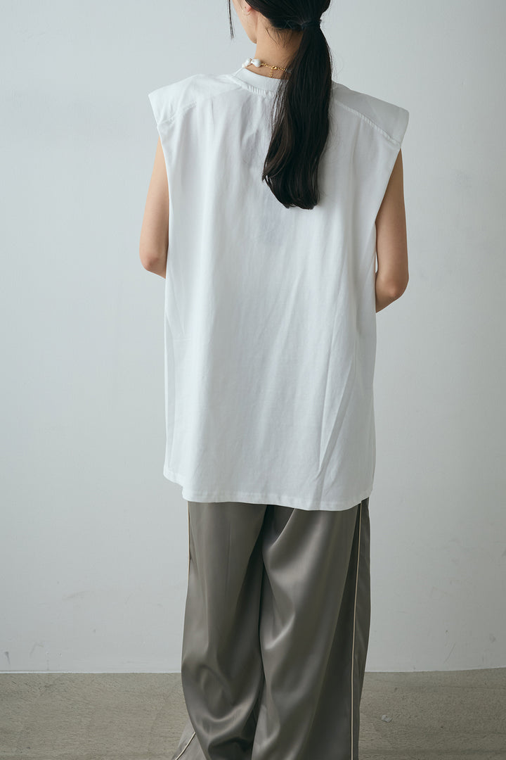 サイドデザインプリントTシャツ