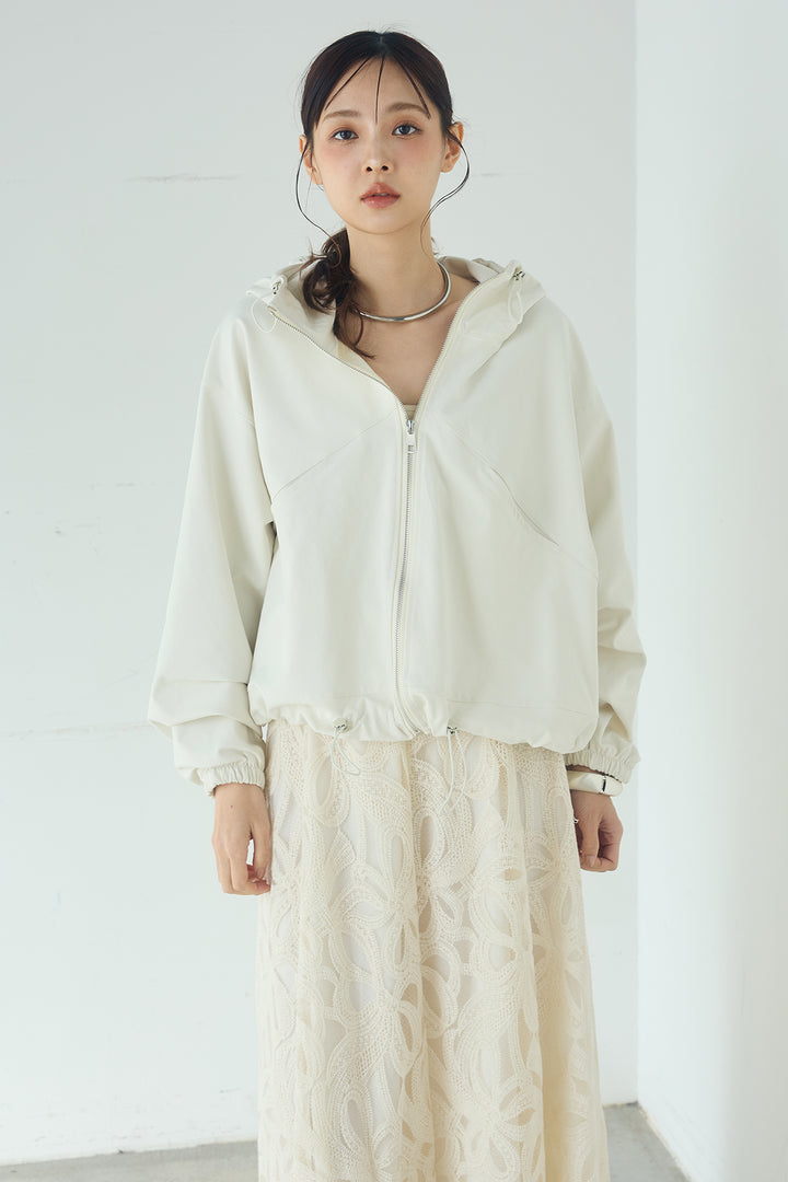 ネック裾絞りブルゾンアウター