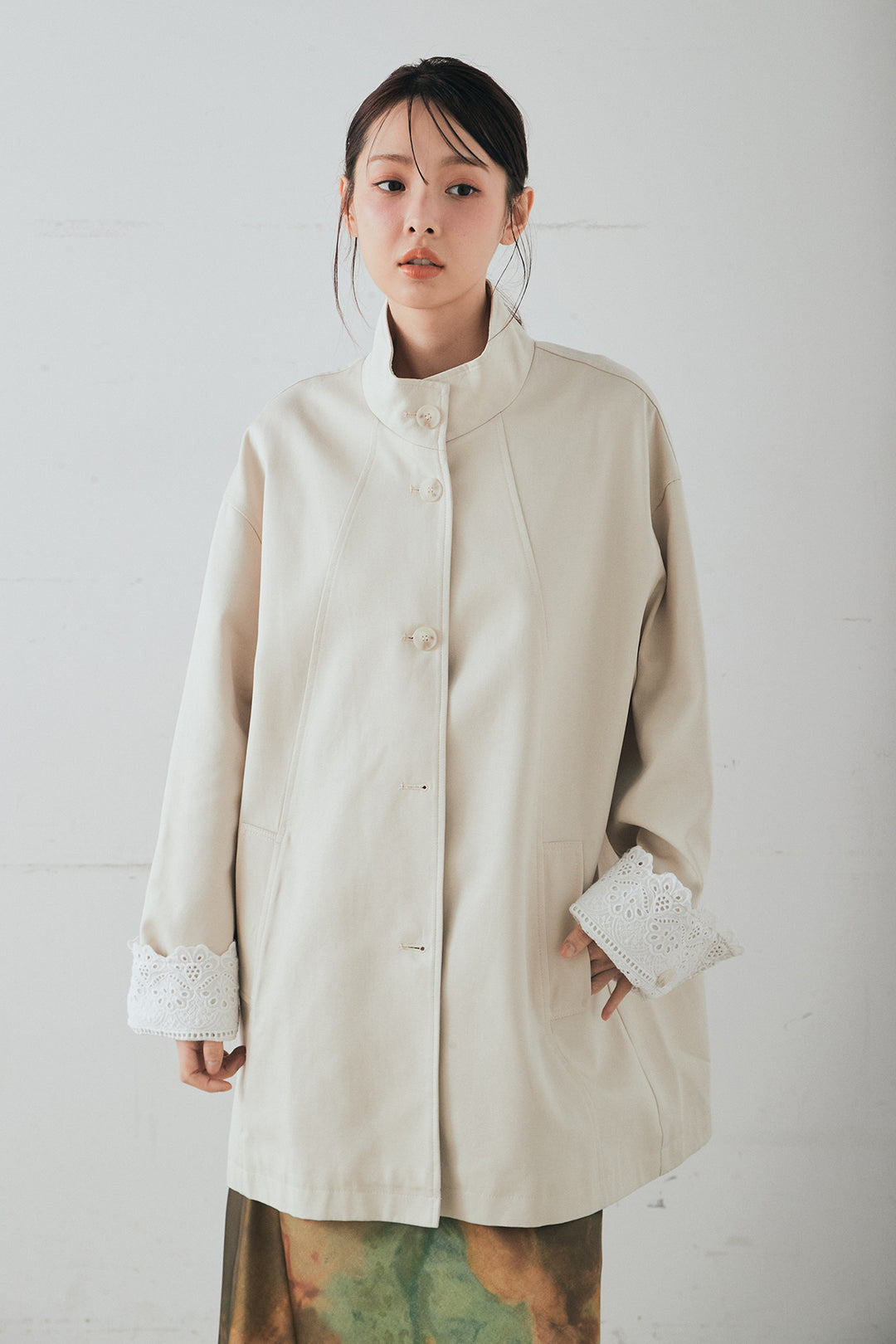 [SET]袖折り返しレースデザインアウター+ニュアンス柄サテンスカート(2set)