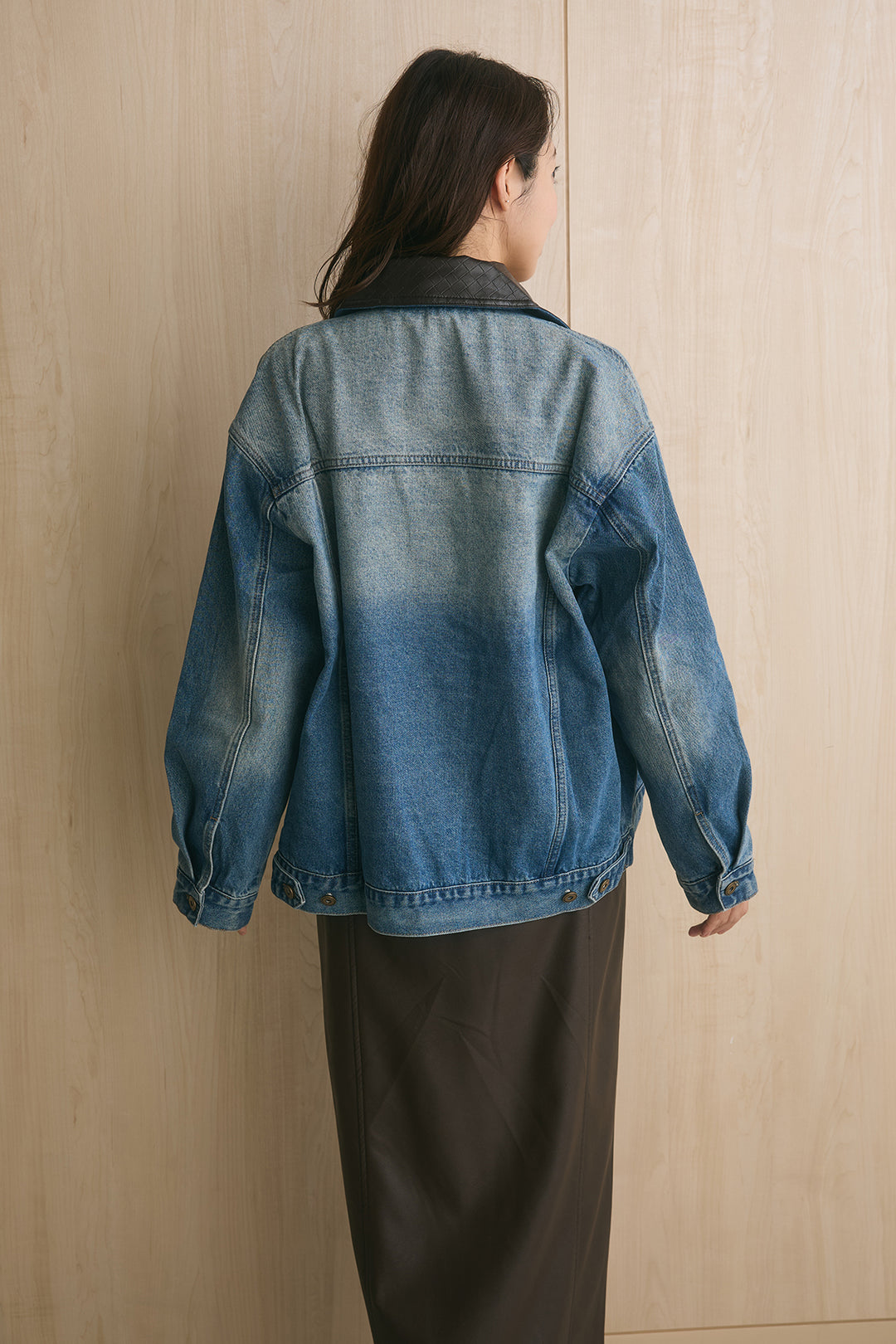 [SET]襟レザーライクデニムブルゾン+レザーライクフラップポケット付きストレートスカート(2set)