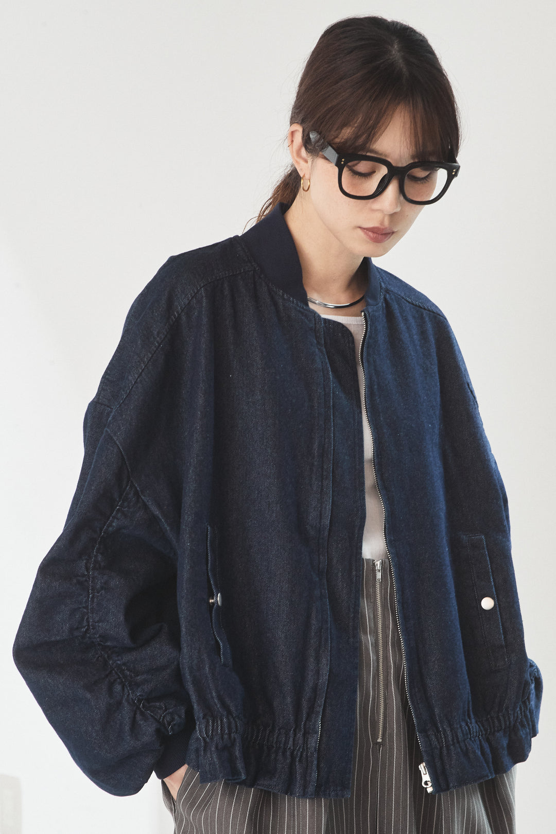 [SET]袖シャーリング裾フリルデニムブルゾン+レースサロペット(2set)