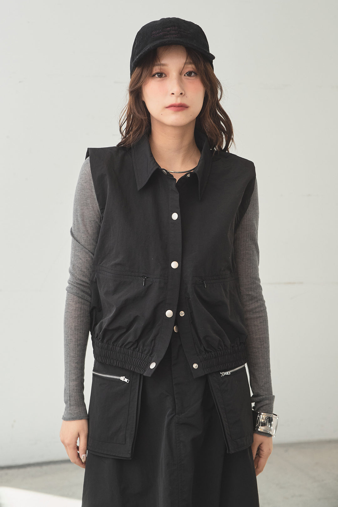 [SET]襟付きナイロンベスト+サイドデザインナイロンスカート(2set)