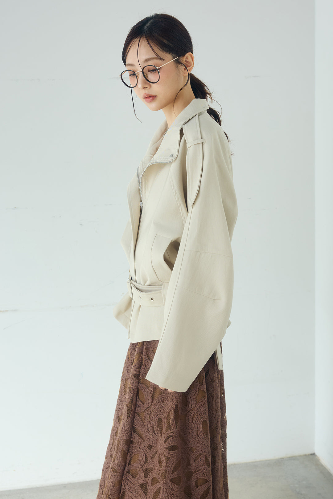 ベルト付きスタンドネックアウター