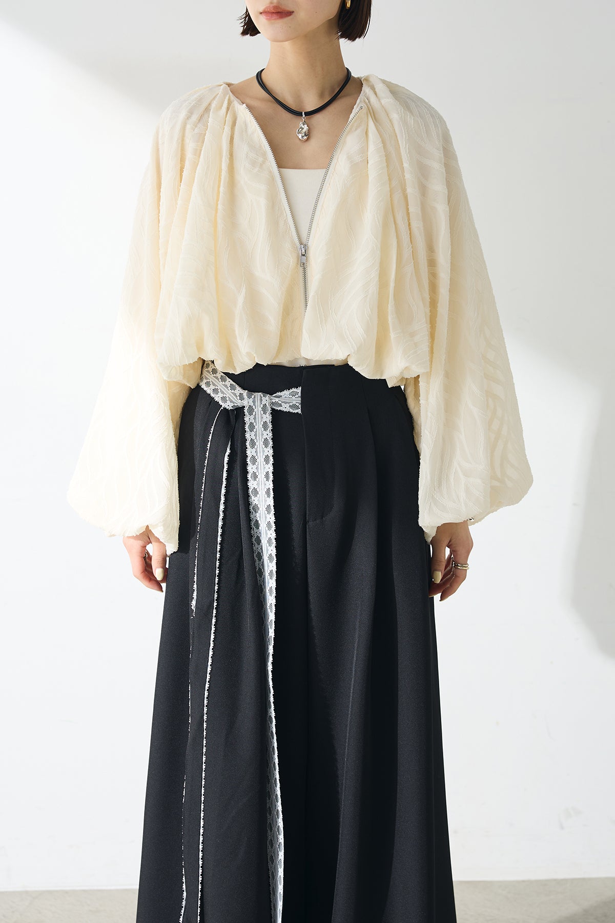 Lサイズ】feerique バルーンシルエットブルゾン｜BIGI online