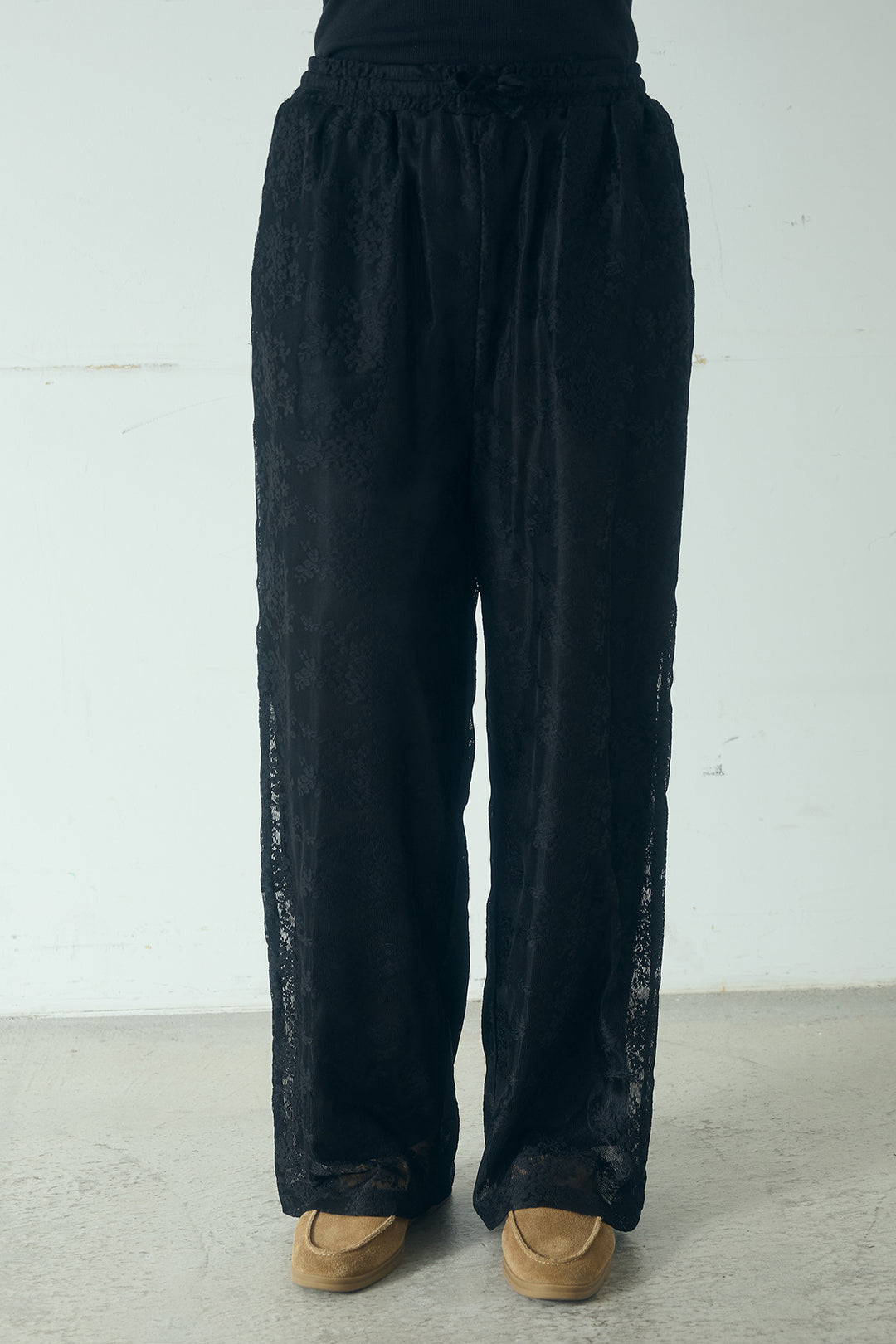 レースシアーパンツ