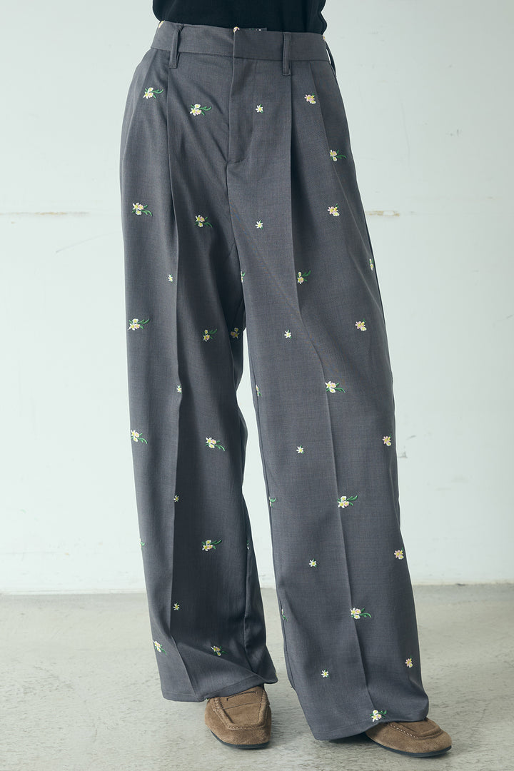 TRツイル花刺繍パンツ