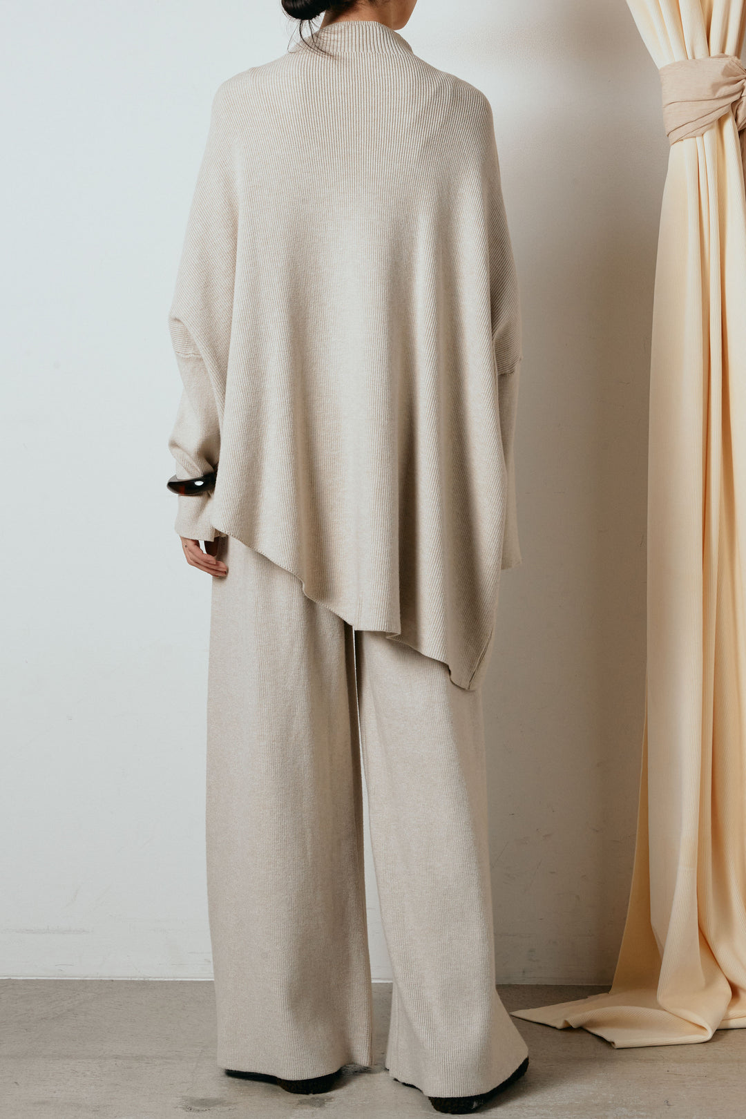 [SET]ポンチョシルエットニットSETUP