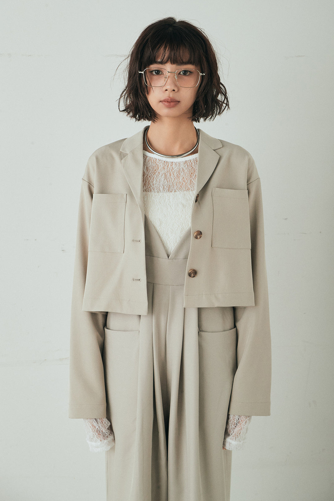 [SET]バックジップデザインショートツイルジャケット+キャミロングオールインワン+ストレッチレースクルーネックインナー(3set)