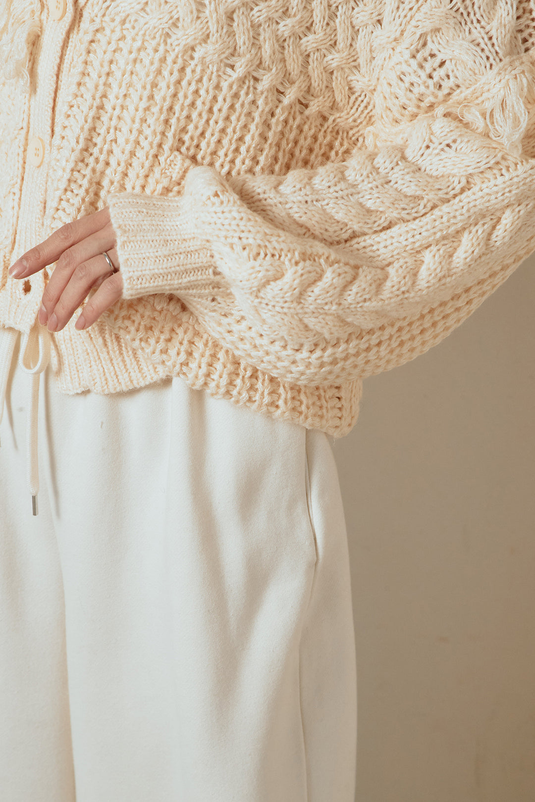 [SET]ランダムフリンジニットカーディガン+裏起毛スウェットワイドパンツ(2set)