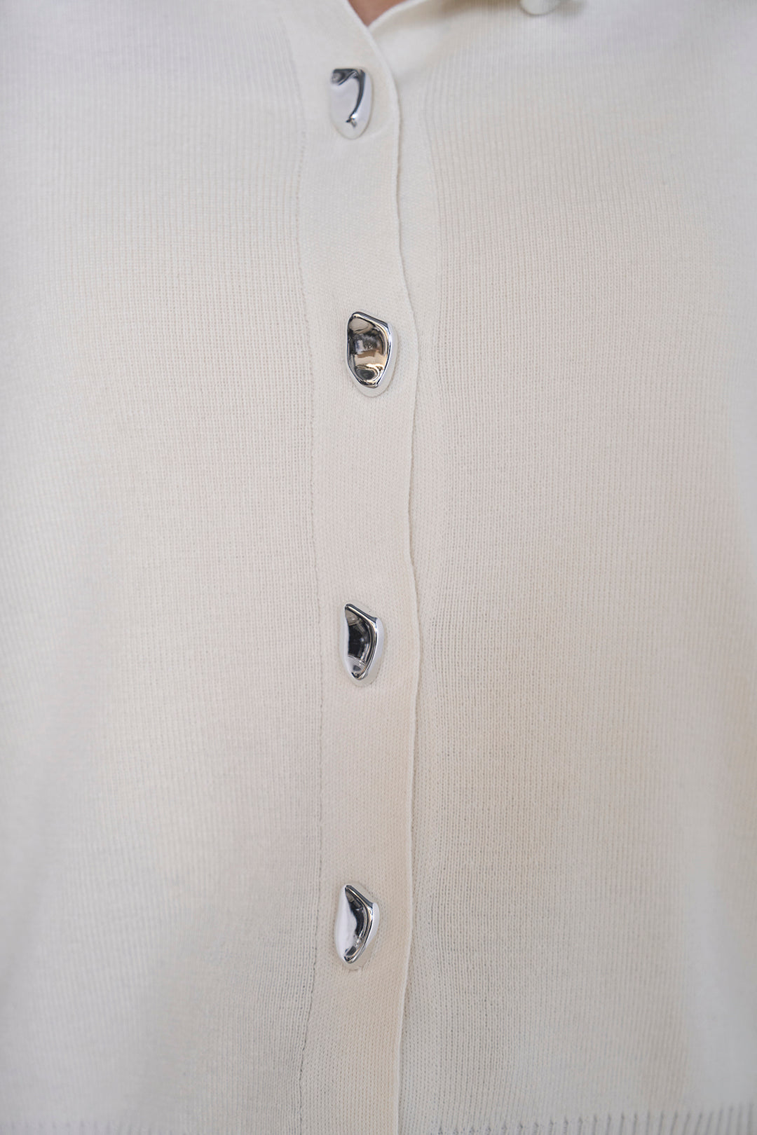 [SET]リサイクルポリニュアンス釦カーデ+撥水加工ナイロンスカート(2set)