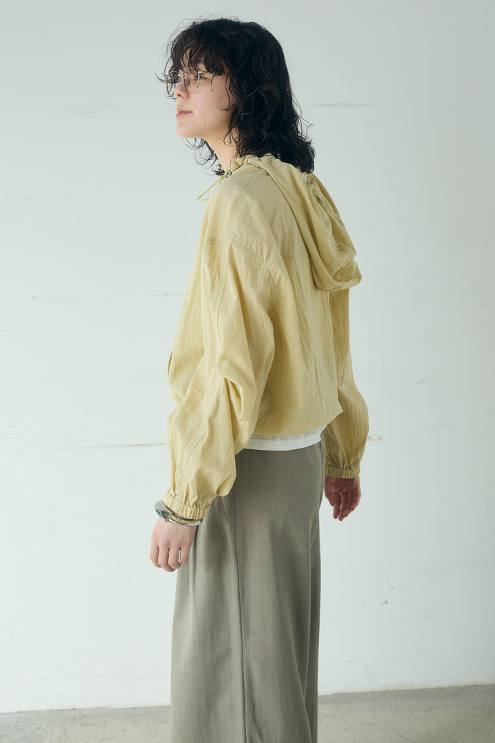 レイヤードデザインフーディートップス