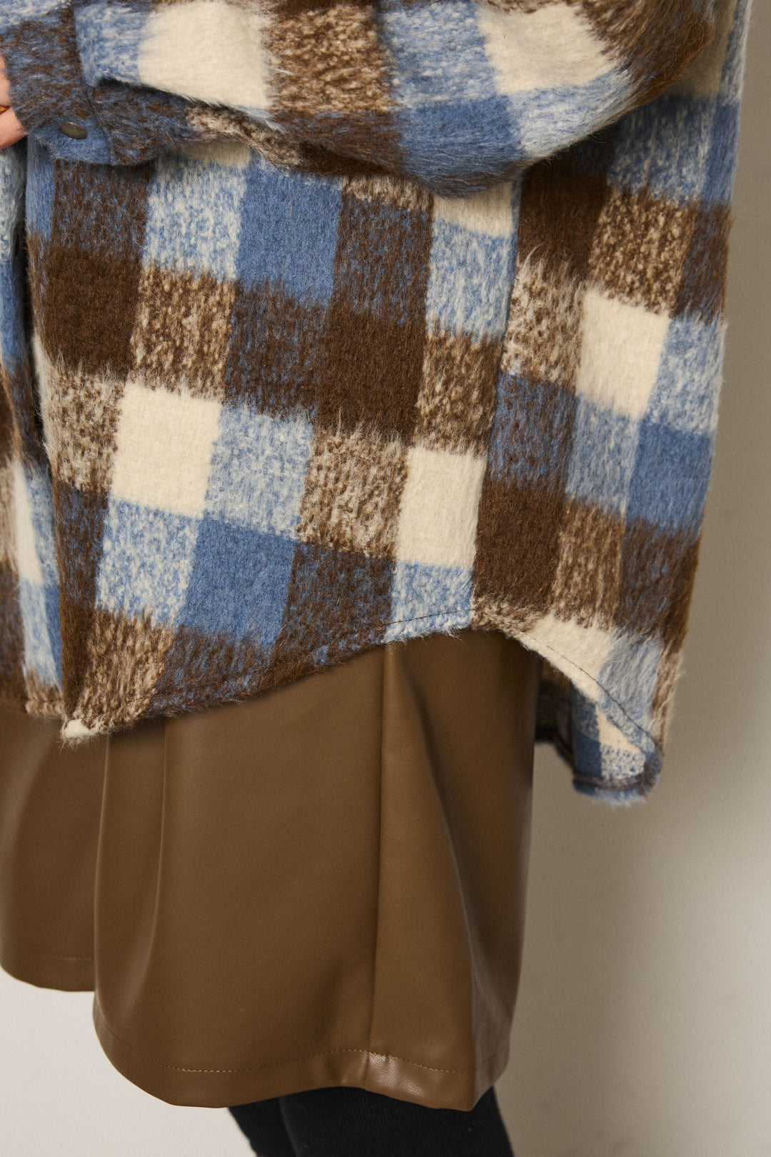 [SET]起毛チェック柄ポケットアウター+ストレッチエコレザーバミューダパンツ(2set)