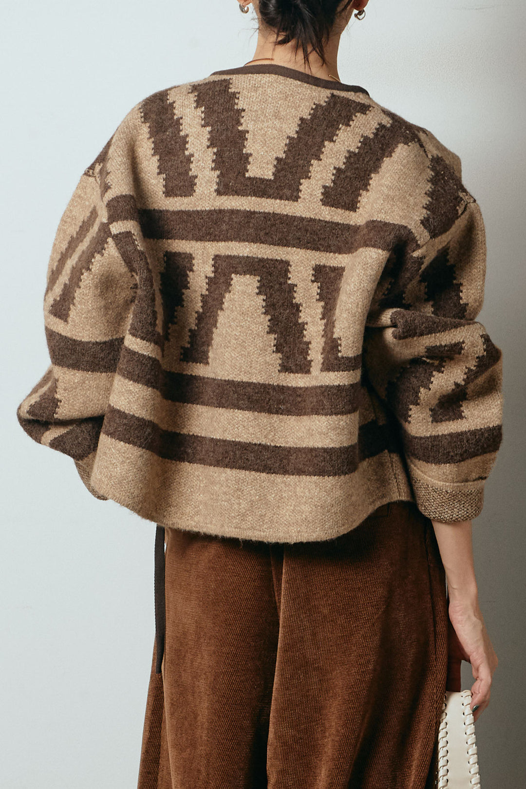 [SET]ノーカラー幾何学模様アウター+ウール混フランネルワイドサロペット(2set)