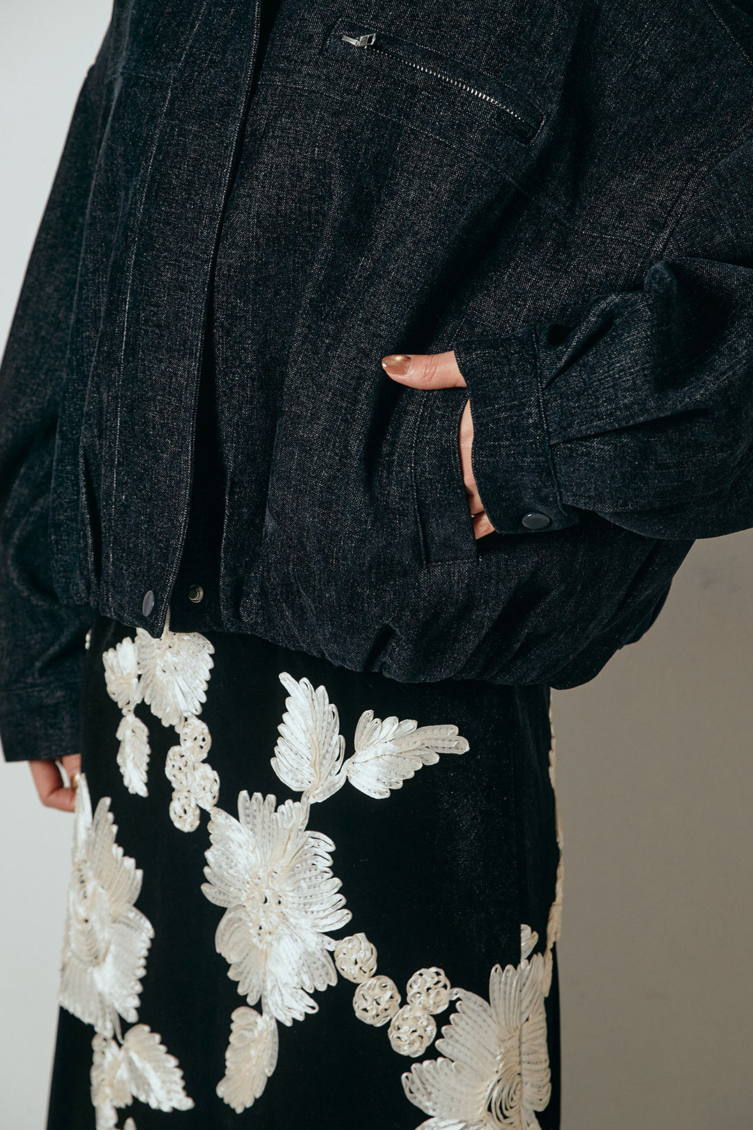 [SET]デニム調ハイネックブルゾン+ひげレース切替ロング丈スカート(2set)