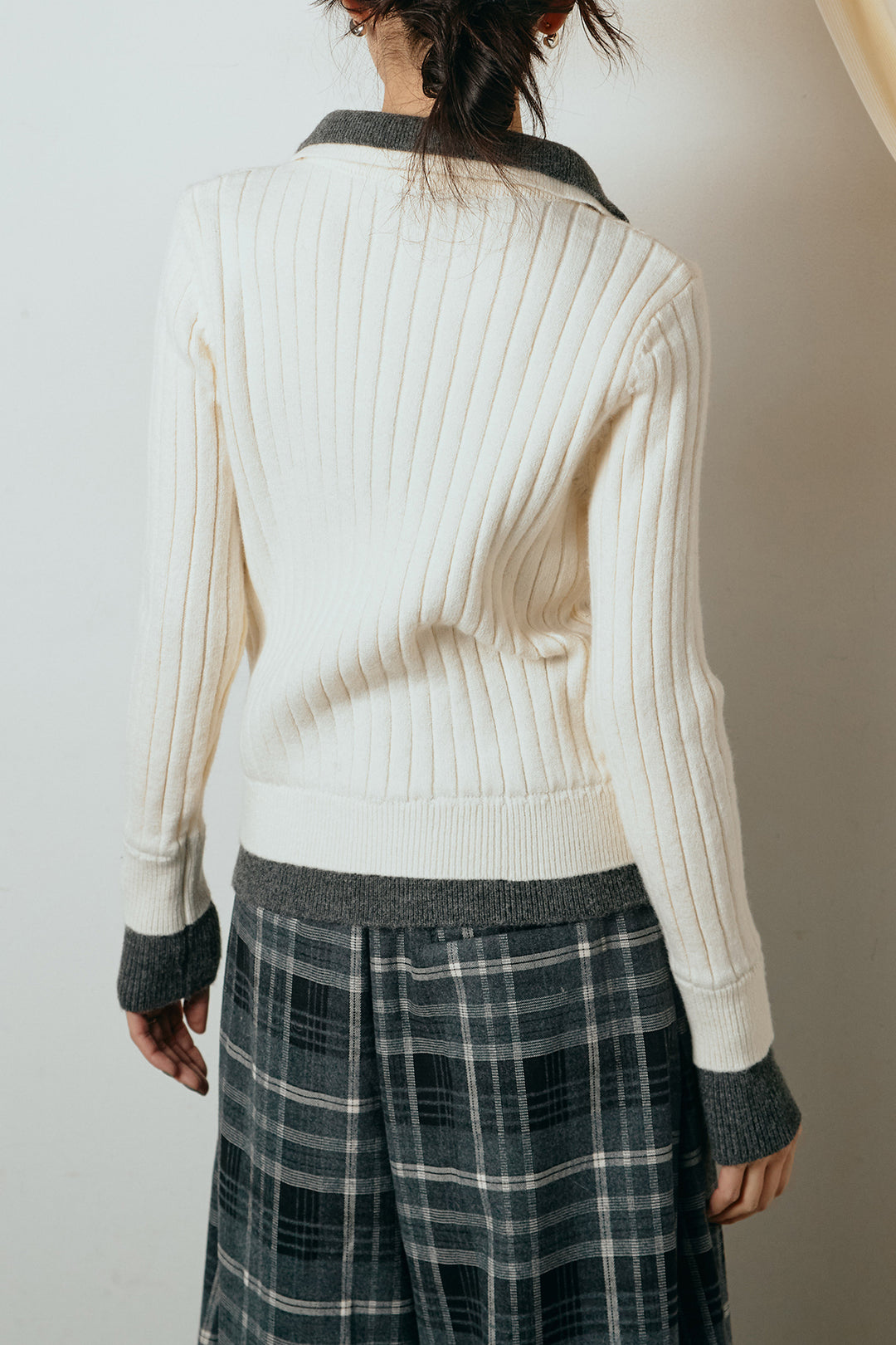 レイヤード風リブニットトップス