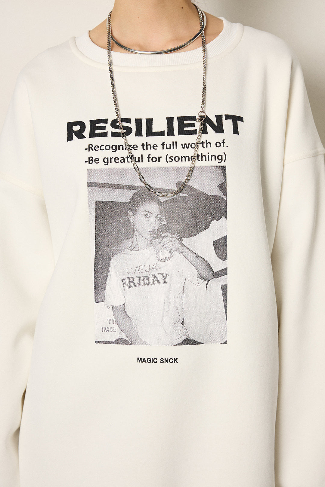 モノトーンプリントスウェット