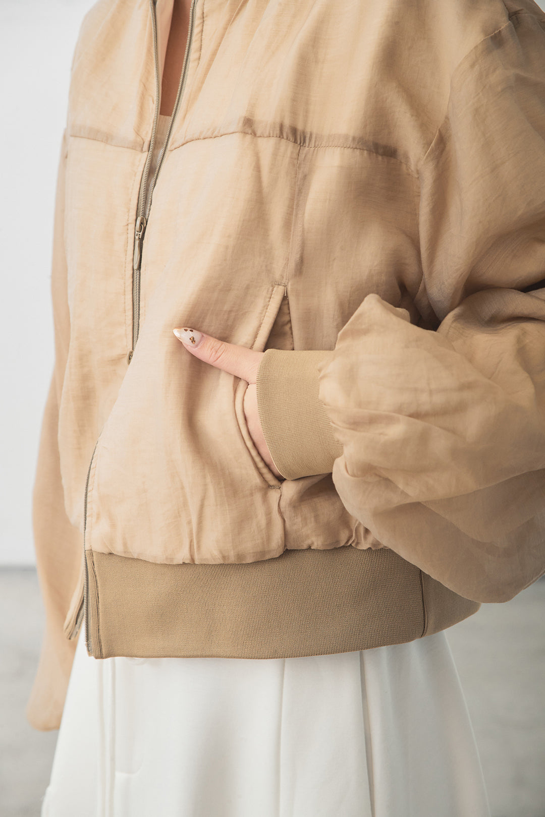 シアー×ポンチブルゾン