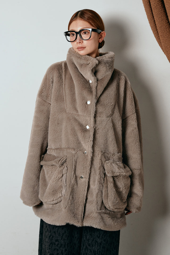 スタンドネックファーコート